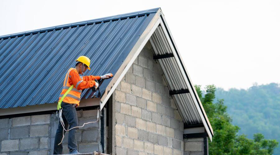 Professional residential roofers in Penfield, IL